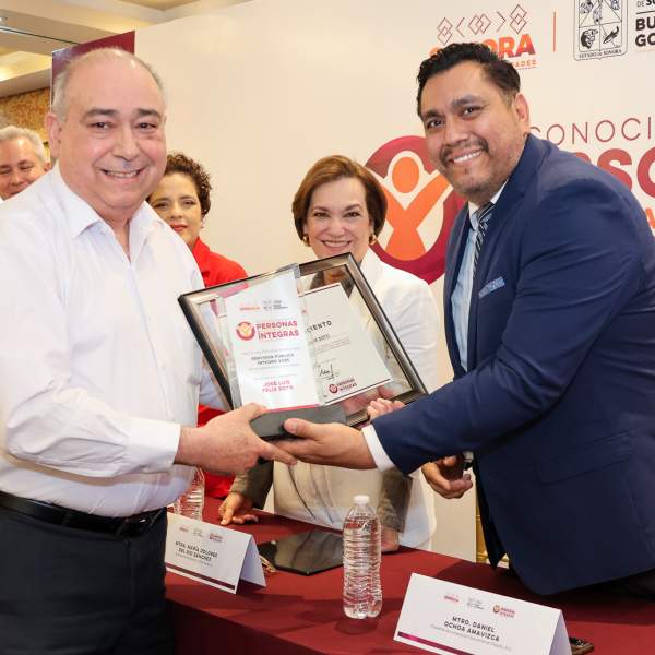 Reconocen a las Personas Servidoras Públicas Íntegras 2025